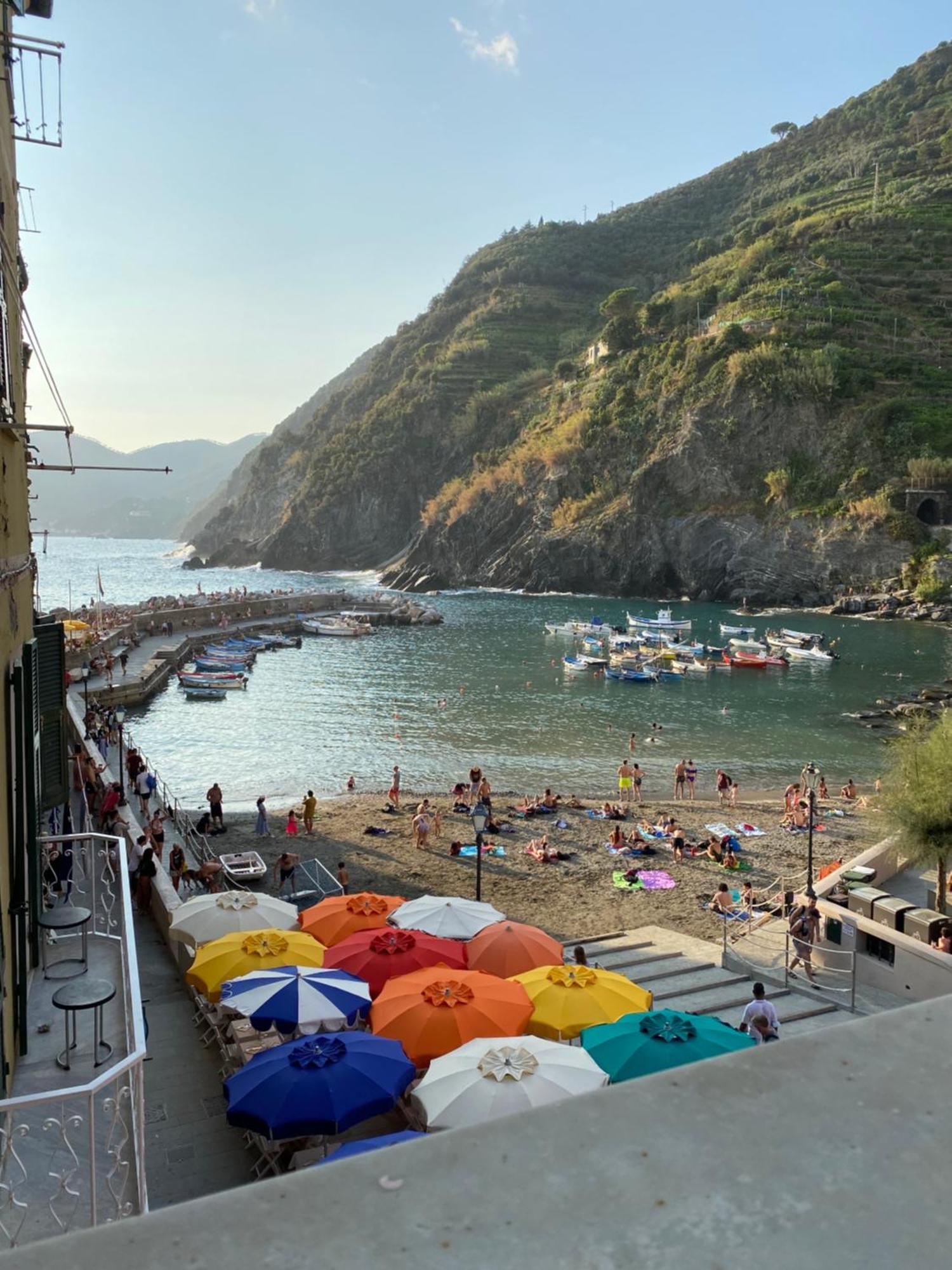 Marina Apartment, Unique, Authentic, Beachfront, 2 Aircondo Bdr , 2Bht, Easy To Train Or From Private Parking Vernazza Exterior foto
