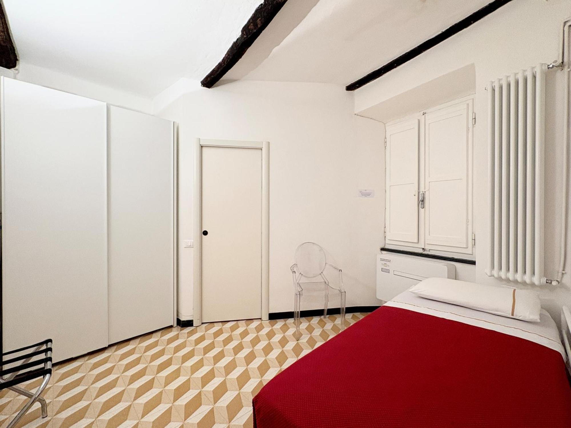 Marina Apartment, Unique, Authentic, Beachfront, 2 Aircondo Bdr , 2Bht, Easy To Train Or From Private Parking Vernazza Exterior foto